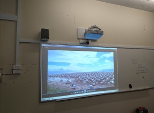 EPSON EB-585W ultra short throw classroom projector