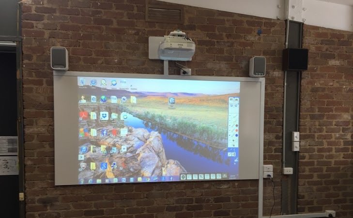 EPSON EB-585Wi Interactive Projector Classroom Interactivity