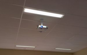 ceiling mounted EPSON EB945H projector