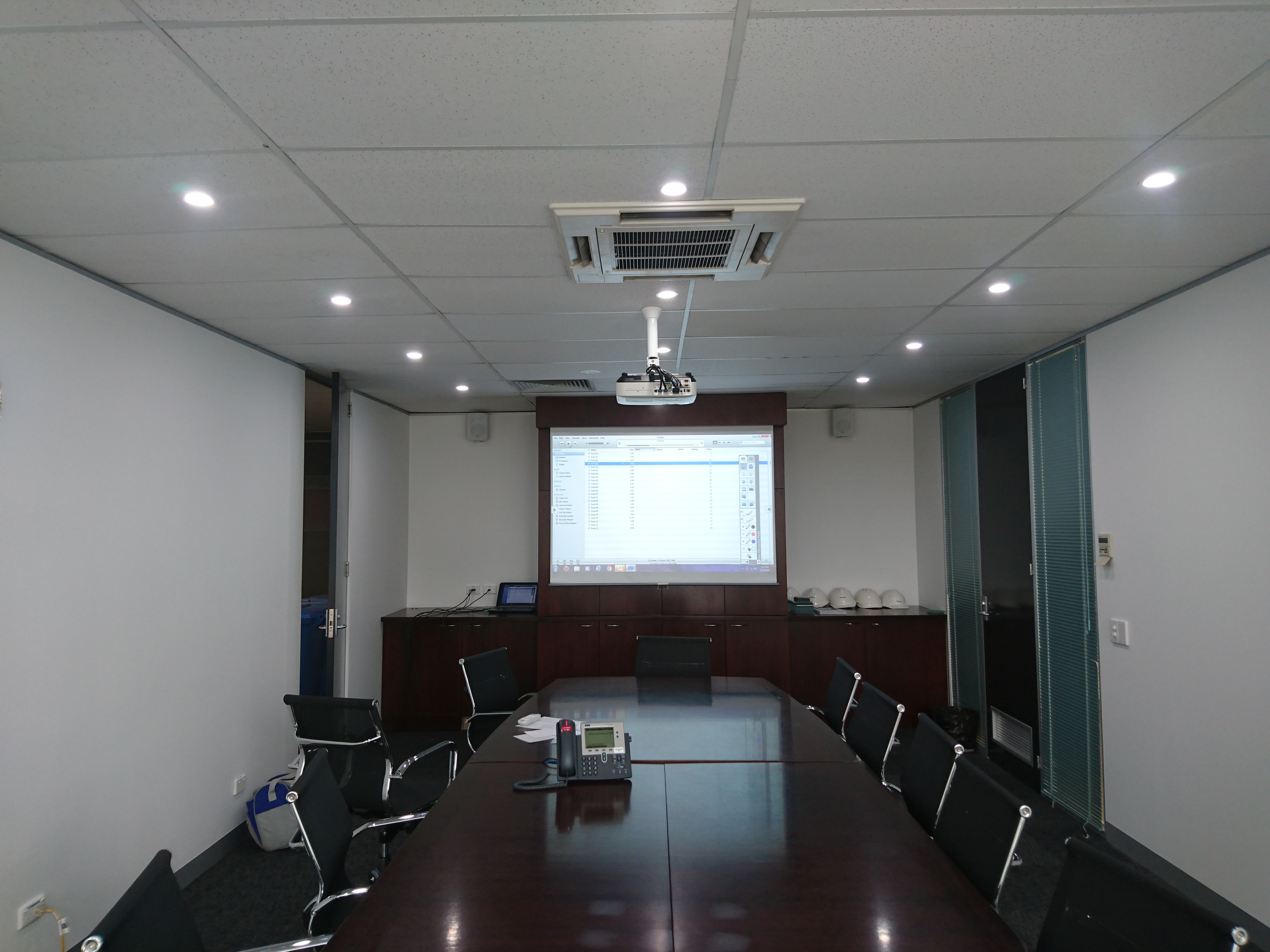 Hd Boardroom Projector Installation Dib Australia