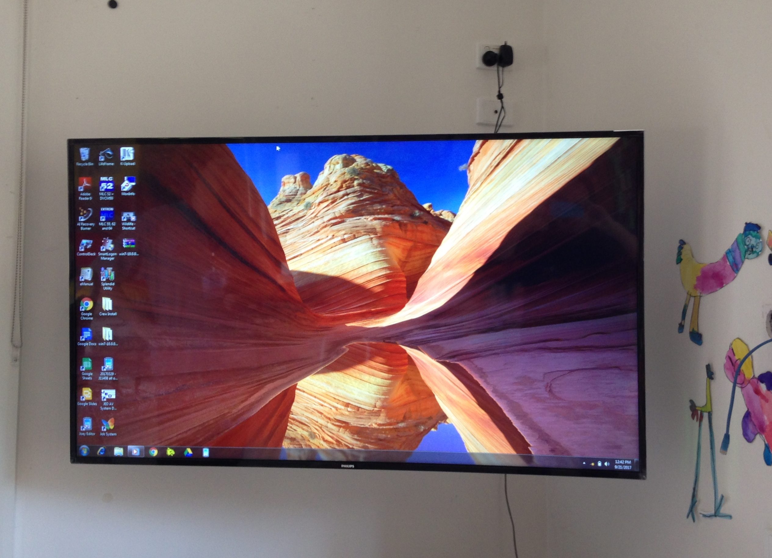 Philips 55" Full HD Commercial Lite monitor