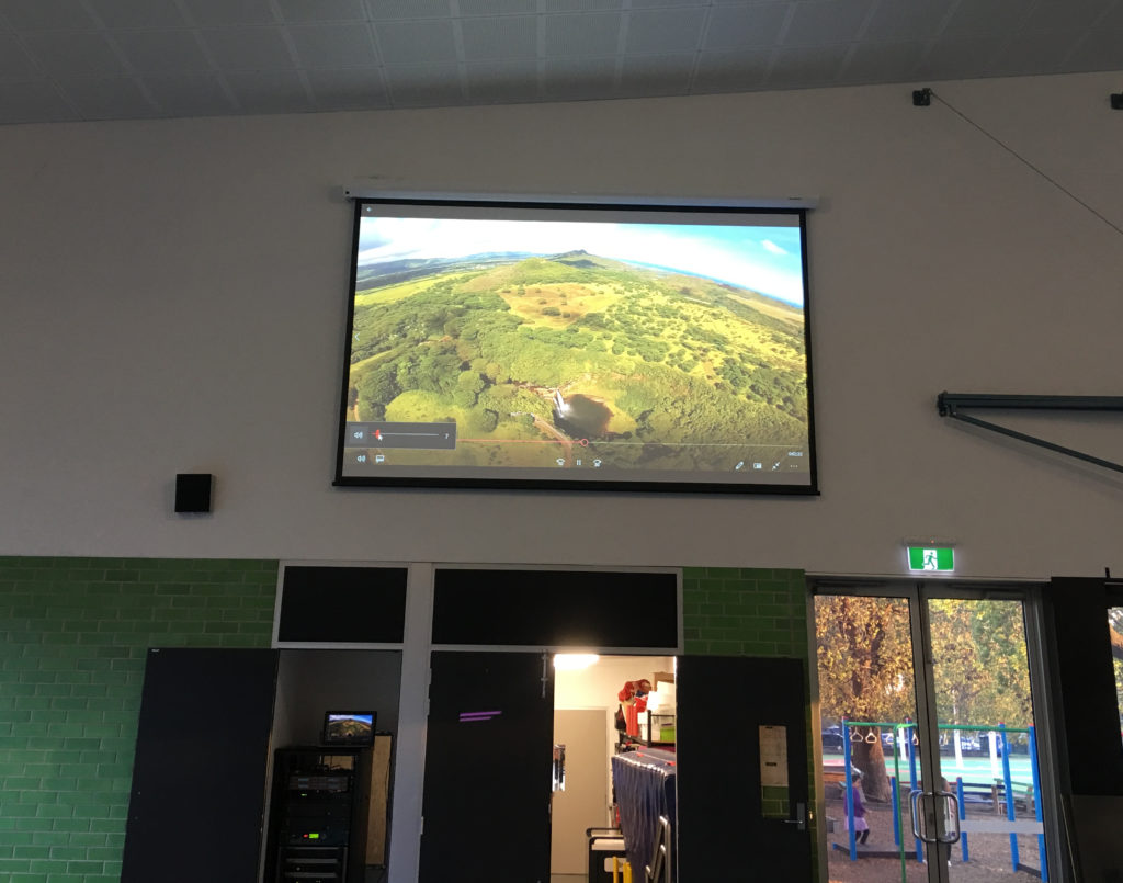 Epson EB-G7200WNL Projector at Coburg West