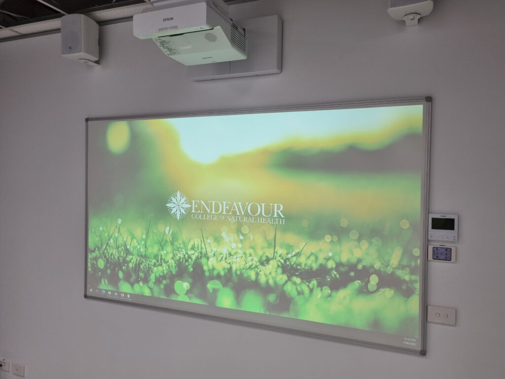 Screen and ultra short throw projector