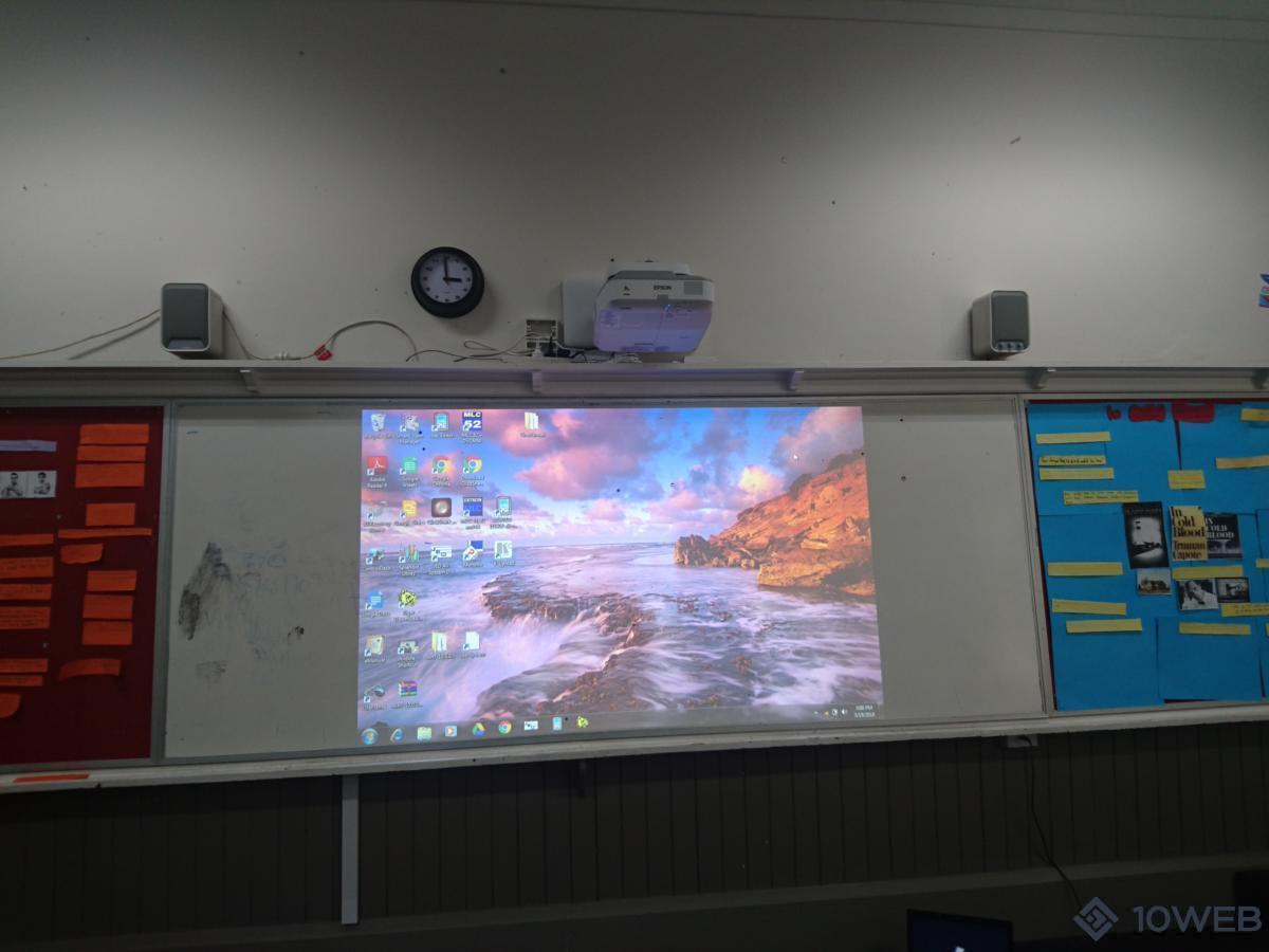EPSON EB-685W projector at Fitzroy High