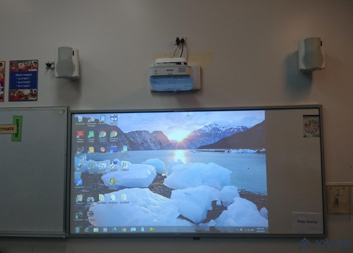 EPSON EB-685W projector at Reservoir High