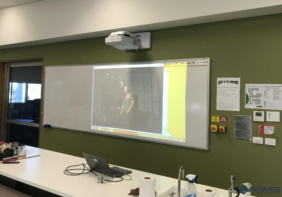 Epson EB-685W projector at Box Hill High